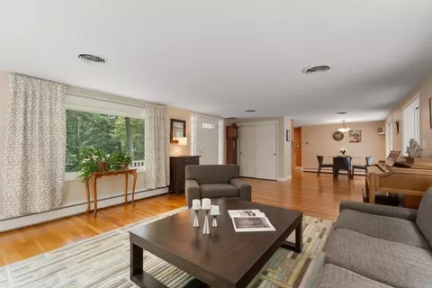 12 Algonquin Rd, Canton, MA 02021 photo 5