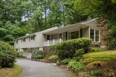 12 Algonquin Rd, Canton, MA 02021