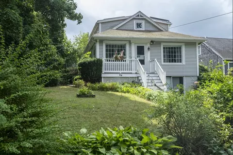 46 Presidents Rd, Weymouth, MA 02189
