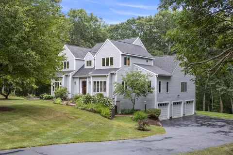 165 Cameron Dr, Marlborough, MA 01752