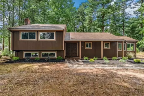 115 Elm St, Pembroke, MA 02359