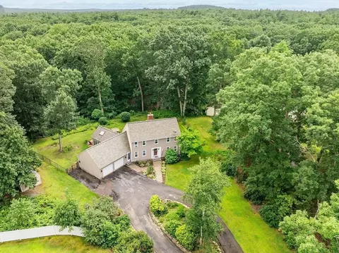 85 Autumn Rd, Lunenburg, MA 01462