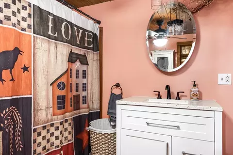 Bath - 142 Mason St, Woonsocket, RI 02895 photo 1 of 1