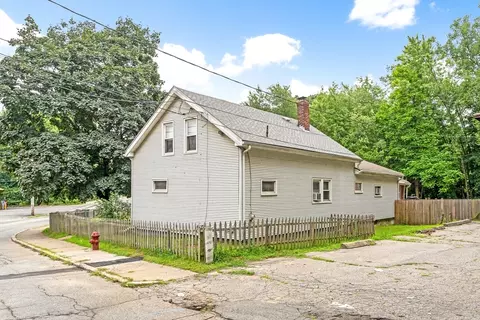 Exterior - 142 Mason St, Woonsocket, RI 02895 photo 2 of 7