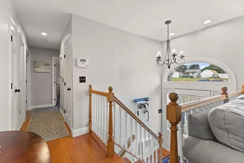 17 Vinal St, Hudson, MA 01749 photo 12