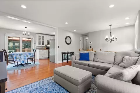 17 Vinal St, Hudson, MA 01749 photo 7