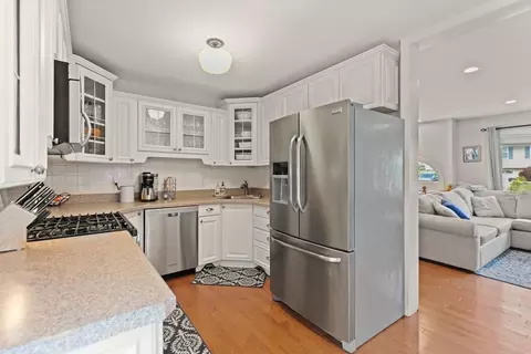 17 Vinal St, Hudson, MA 01749 photo 8