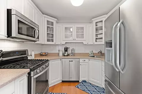 17 Vinal St, Hudson, MA 01749 photo 9