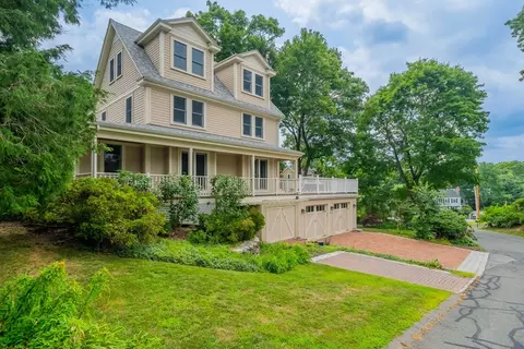 79 N Hancock St, Lexington, MA 02420