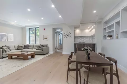 577 Massachusetts Ave #1, Boston, MA 02118