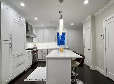 57 Hurley St #2, Cambridge, MA 02141