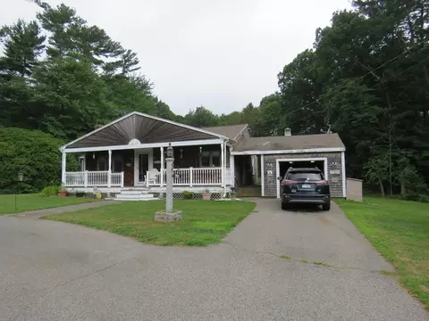 791 High St, Hanson, MA 02341