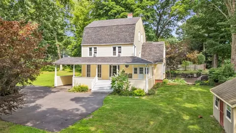 125 Emerson Rd, Longmeadow, MA 01106
