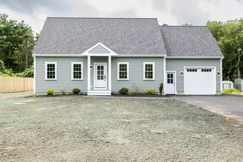 11 J Braden Thompson Rd, Forestdale, MA 02644