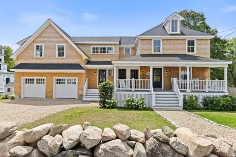 31 Brook St, Scituate, MA 02066
