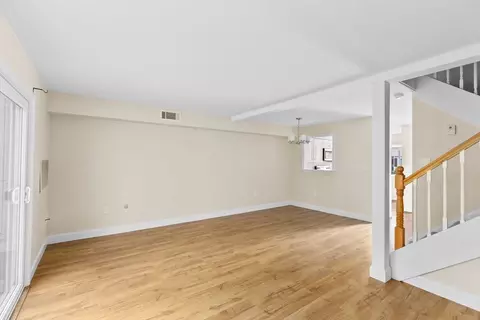 18 Beals Cove Rd #E, Hingham, MA 02043 photo 8