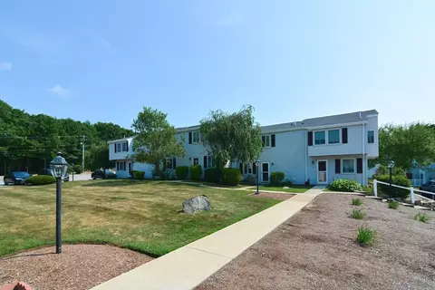 168 Hart St #33, Taunton, MA 02780