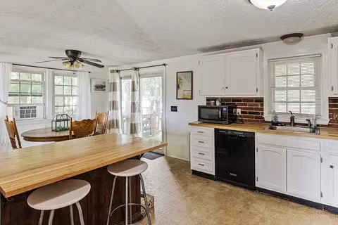 11 Trinity Ave, Grafton, MA 01519 photo 13