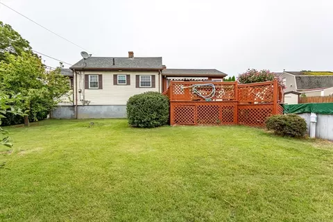 267 Sterling St, Fall River, MA 02721 photo 24