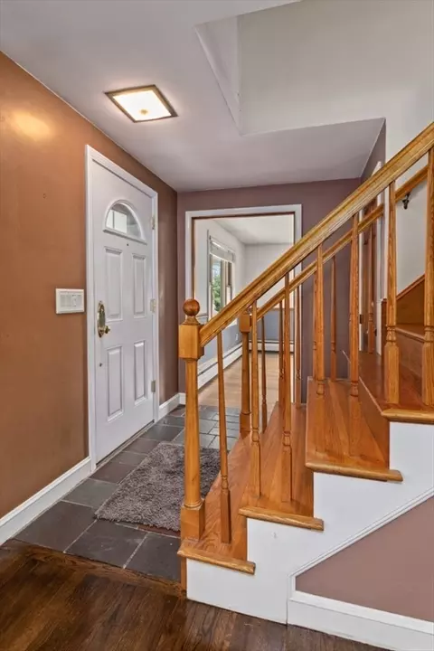 38 Glendale Dr, Danvers, MA 01923 photo 5