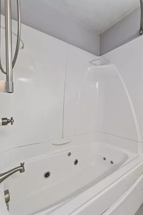 38 Glendale Dr, Danvers, MA 01923 photo 23