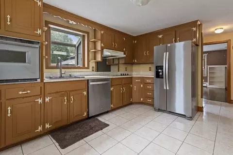 38 Glendale Dr, Danvers, MA 01923 photo 14