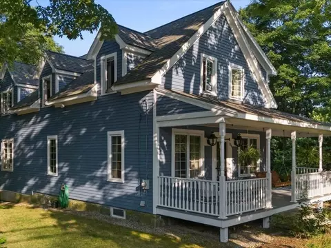 334 Central St, Foxboro, MA 02035