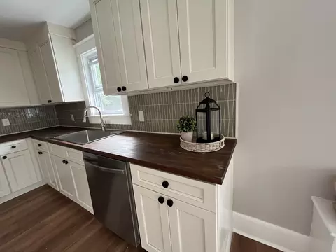 Kitchen - 2175-2177 Main St, Palmer, MA 01080 photo 3 of 5