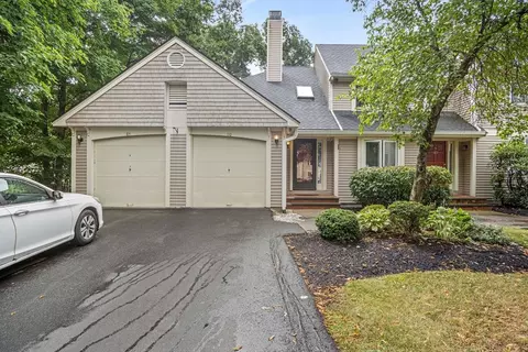 80 Jasper Ln #80, Randolph, MA 02368