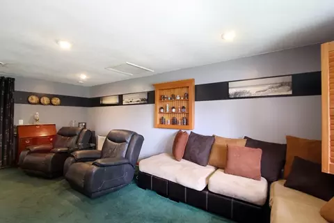 Living - 9 Camardo Dr, Wareham, MA 02571 photo 2 of 2