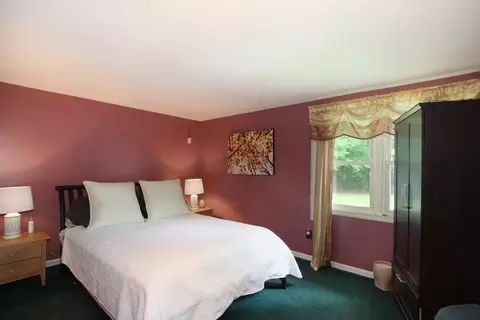 Bedroom - 9 Camardo Dr, Wareham, MA 02571 photo 2 of 3