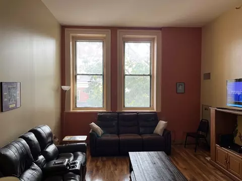 Living - 235 State St #314, Springfield, MA 01103 photo 1 of 2