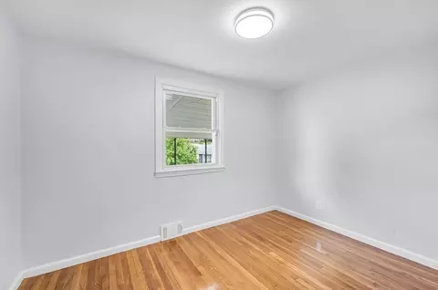 13 Lorimer St, Chicopee, MA 01013 photo 24