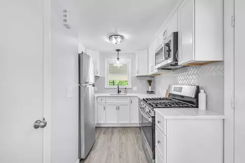 13 Lorimer St, Chicopee, MA 01013 photo 15