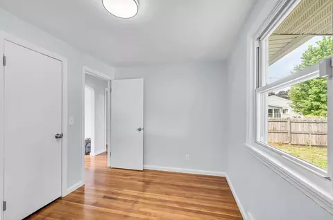 13 Lorimer St, Chicopee, MA 01013 photo 25