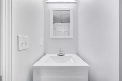 13 Lorimer St, Chicopee, MA 01013 photo 35