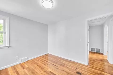 13 Lorimer St, Chicopee, MA 01013 photo 28