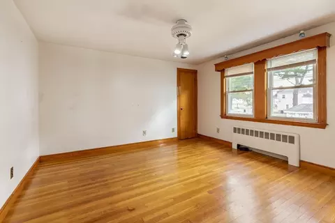 Bedroom - 17 Albert Park, Everett, MA 02149 photo 5 of 5