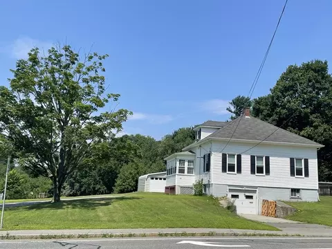 12 Center St, Bellingham, MA 02019