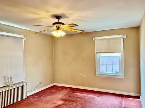 68 Oxford St, Chicopee, MA 01020 photo 15