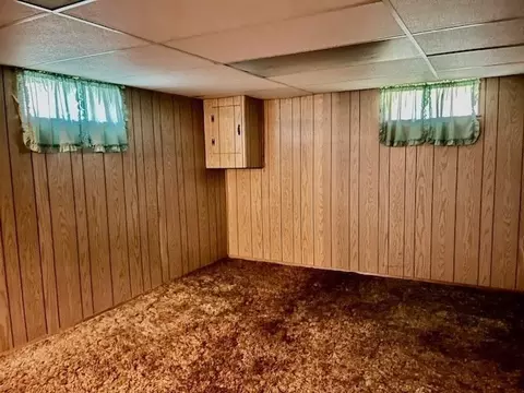 68 Oxford St, Chicopee, MA 01020 photo 21