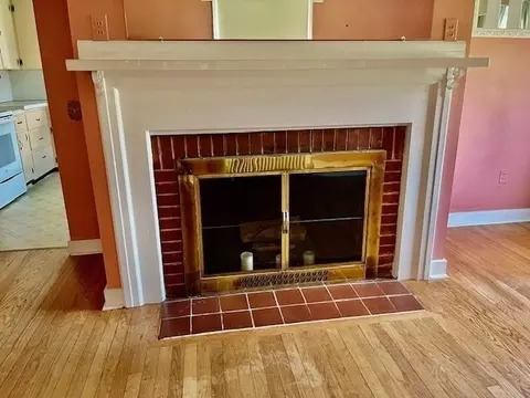 68 Oxford St, Chicopee, MA 01020 photo 6