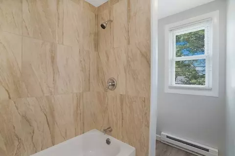 Bath - 29 Wallace St, Springfield, MA 01119 photo 4 of 6