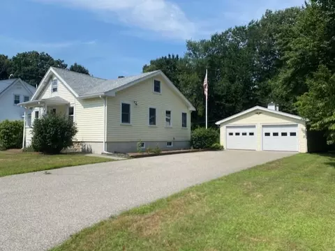 120 Mill St, Weymouth, MA 02188
