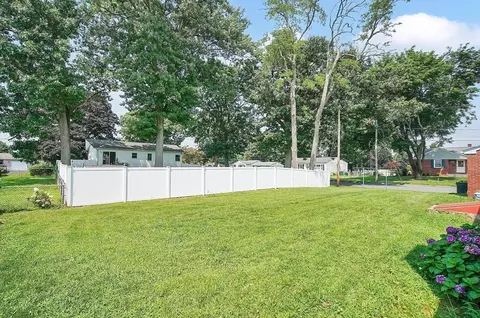 100 Mathieu Dr, Chicopee, MA 01020 photo 32