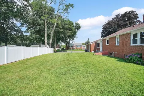 100 Mathieu Dr, Chicopee, MA 01020 photo 33