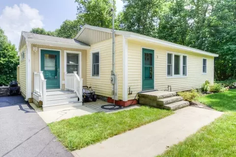2 Laurelwood Rd, Rutland, MA 01543