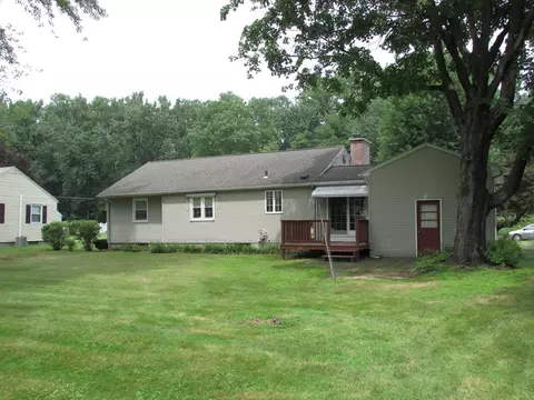 81 Mayher St, Springfield, MA 01104 photo 7