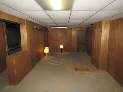81 Mayher St, Springfield, MA 01104 photo 34