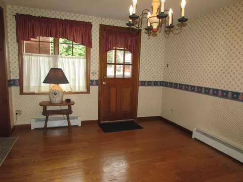 81 Mayher St, Springfield, MA 01104 photo 14